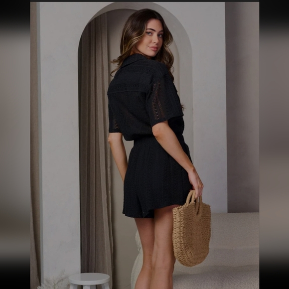 WOMEN'S SHORT SLEEVE BUTTON UP POCKETS KNITTED ROMPER - Picture 2 of 2